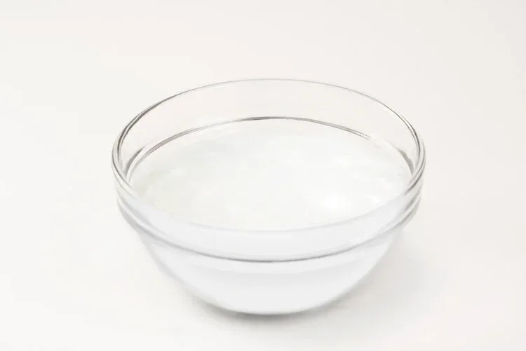 Organic coconut purée for clean-label frozen dessert applications